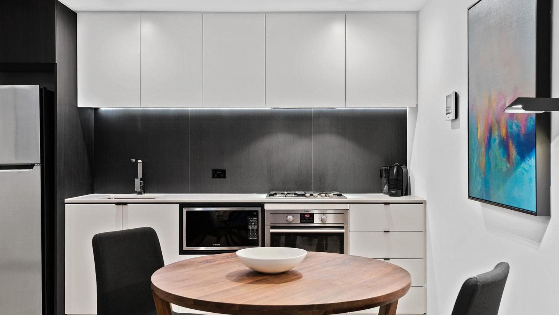 District South Yarra Aparthotel Мелбърн Екстериор снимка