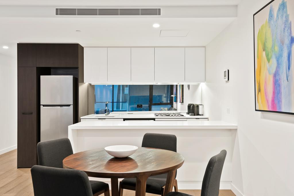 District South Yarra Aparthotel Мелбърн Екстериор снимка