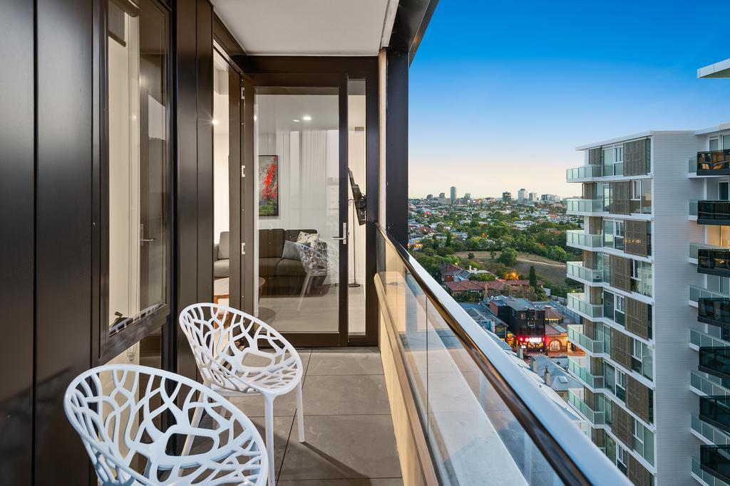 District South Yarra Aparthotel Мелбърн Екстериор снимка