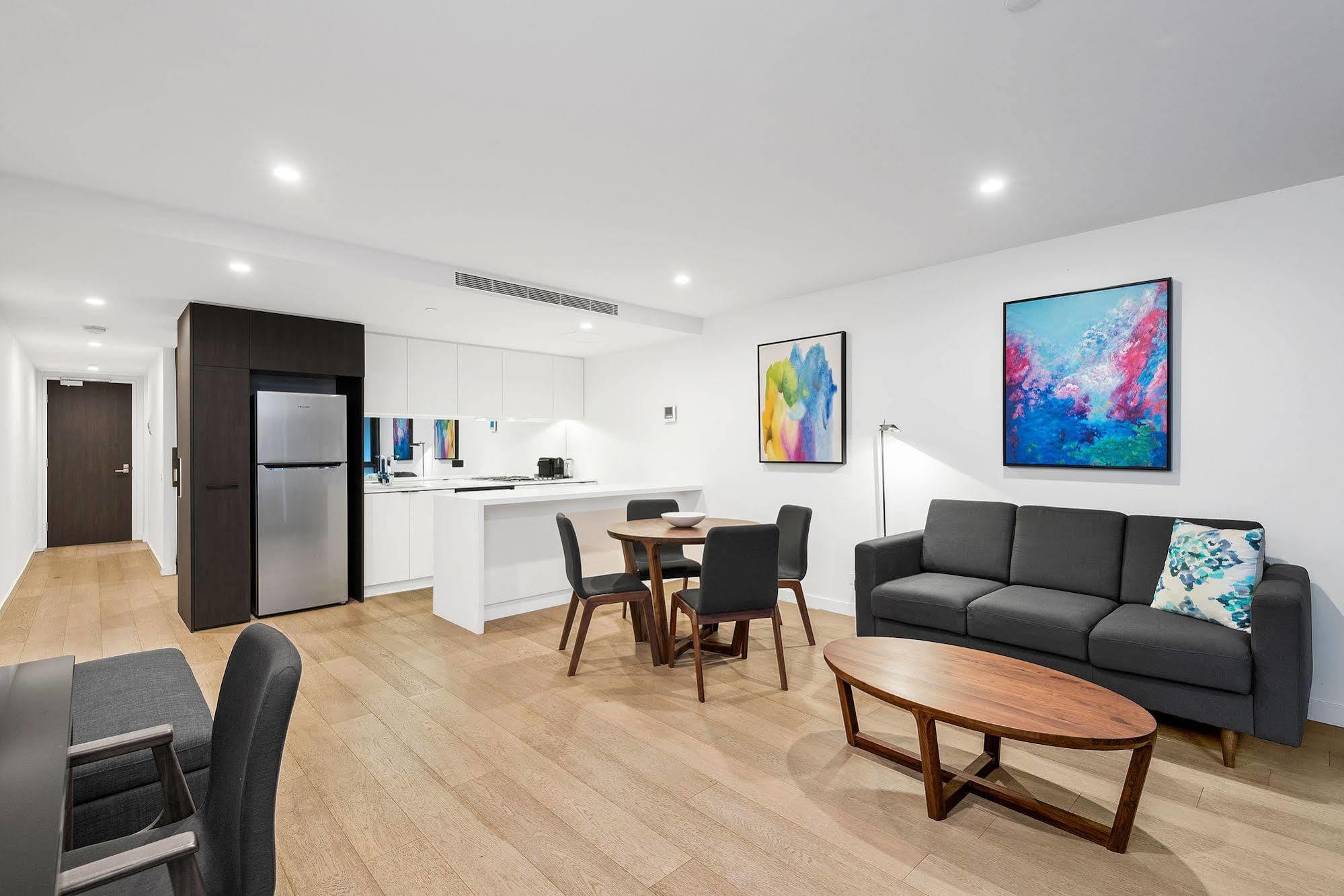 District South Yarra Aparthotel Мелбърн Екстериор снимка